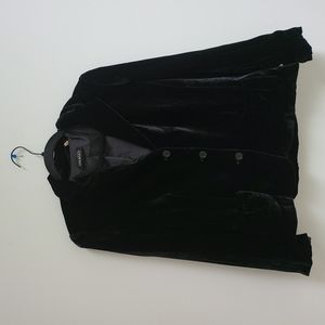 TAHARI Black Velvet Blazer!
